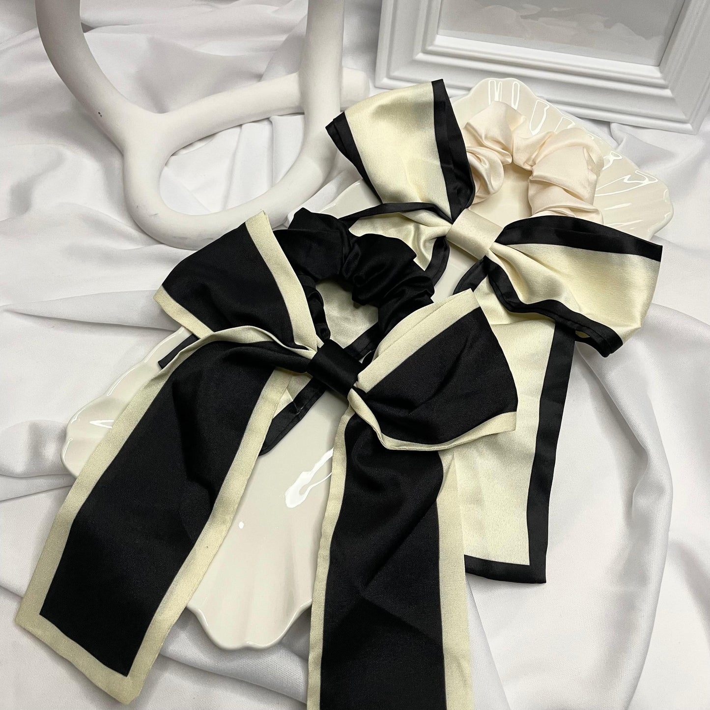 2 pcs Scrunchie Bow